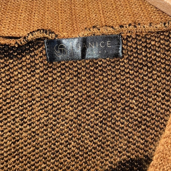 Slouchy Leopard Print Cardigan - Picture 4 of 7